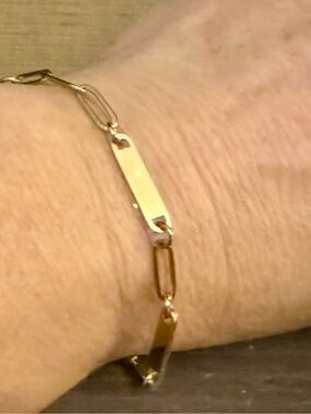 $28.00- 14K Gold Filled Bar Paperclip Bracelet